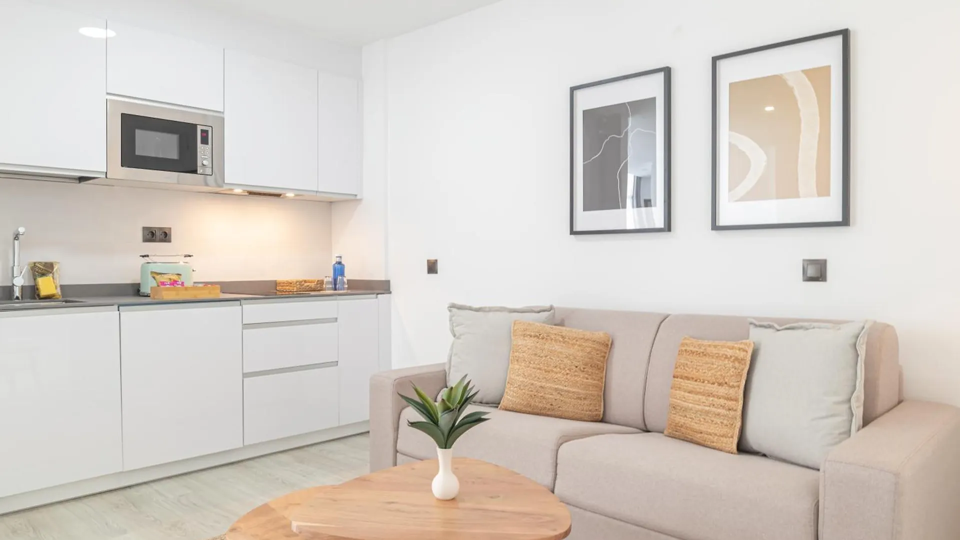 Dobo Malaga Postigos Apartman