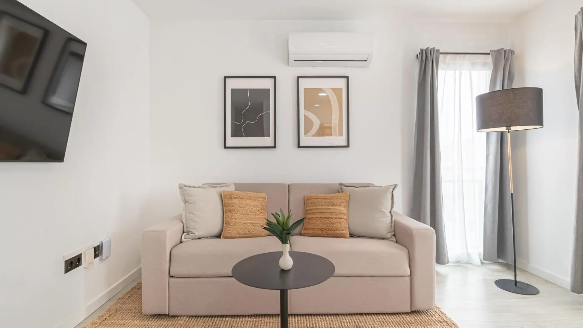 Dobo Malaga Postigos Apartman
