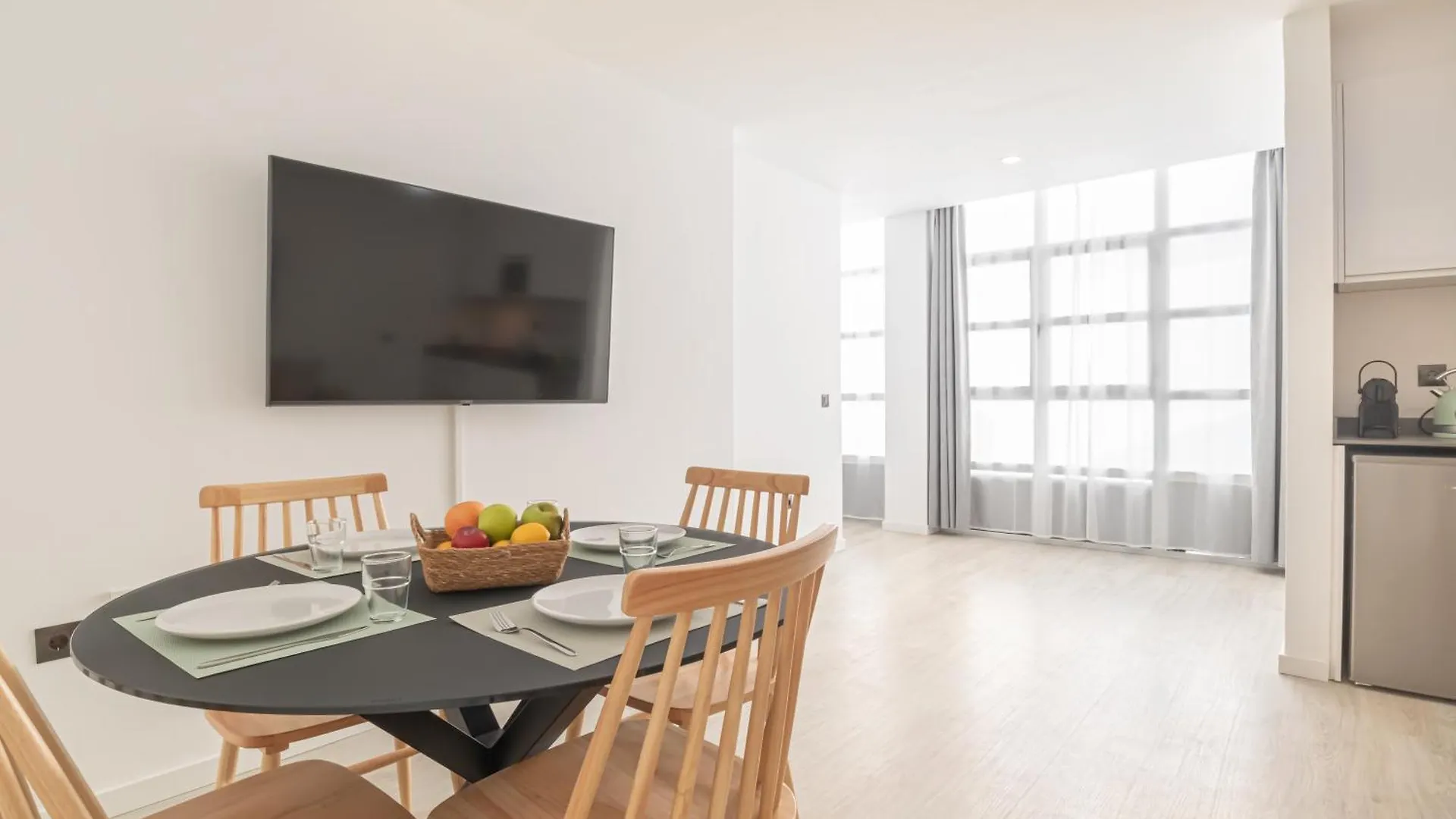 Апартаменты Dobo Malaga Postigos