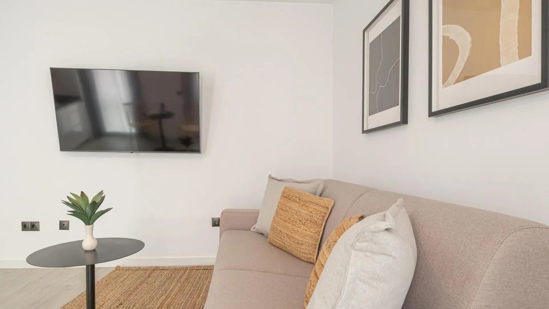 Dobo Malaga Postigos Apartman 0*,  Spanyolország