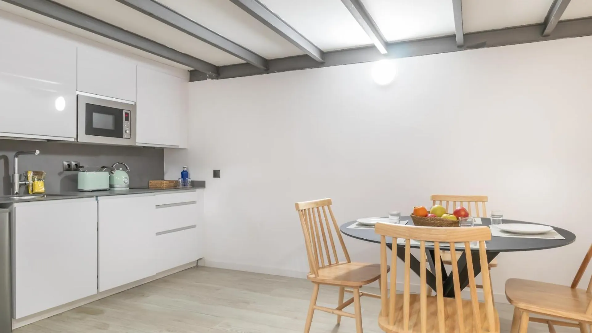 Dobo Malaga Postigos Apartman