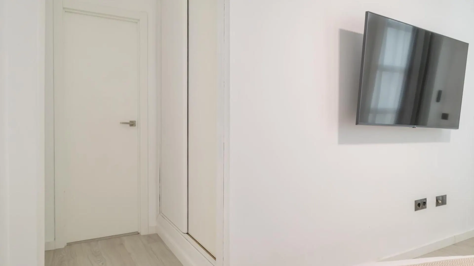 Апартаменты Dobo Malaga Postigos 0*,